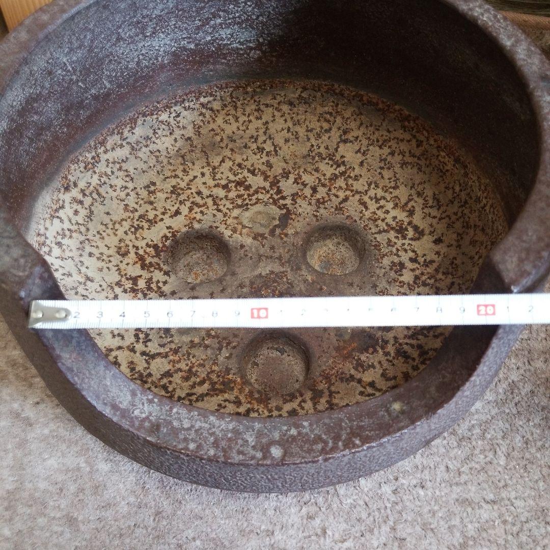 道安風炉 鉄製 名工 釜師藤兵衛作 桐箱 前瓦 敷瓦つき