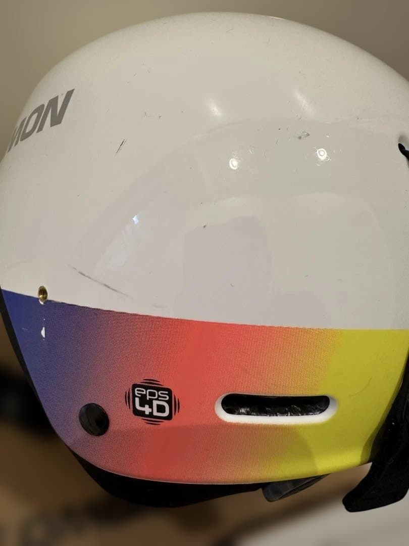 SALOMON スラローム用ヘルメット