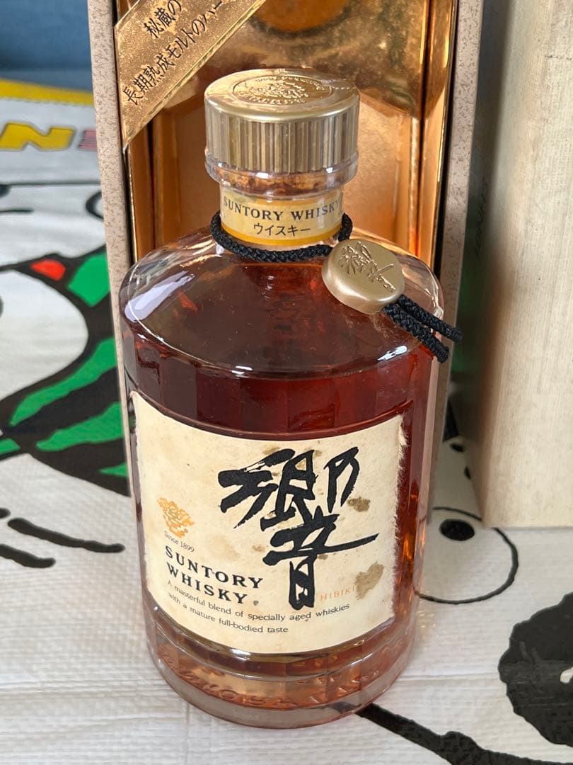 SUNTORY 響ウイスキー 長期熟成モルトの ハーモニ一