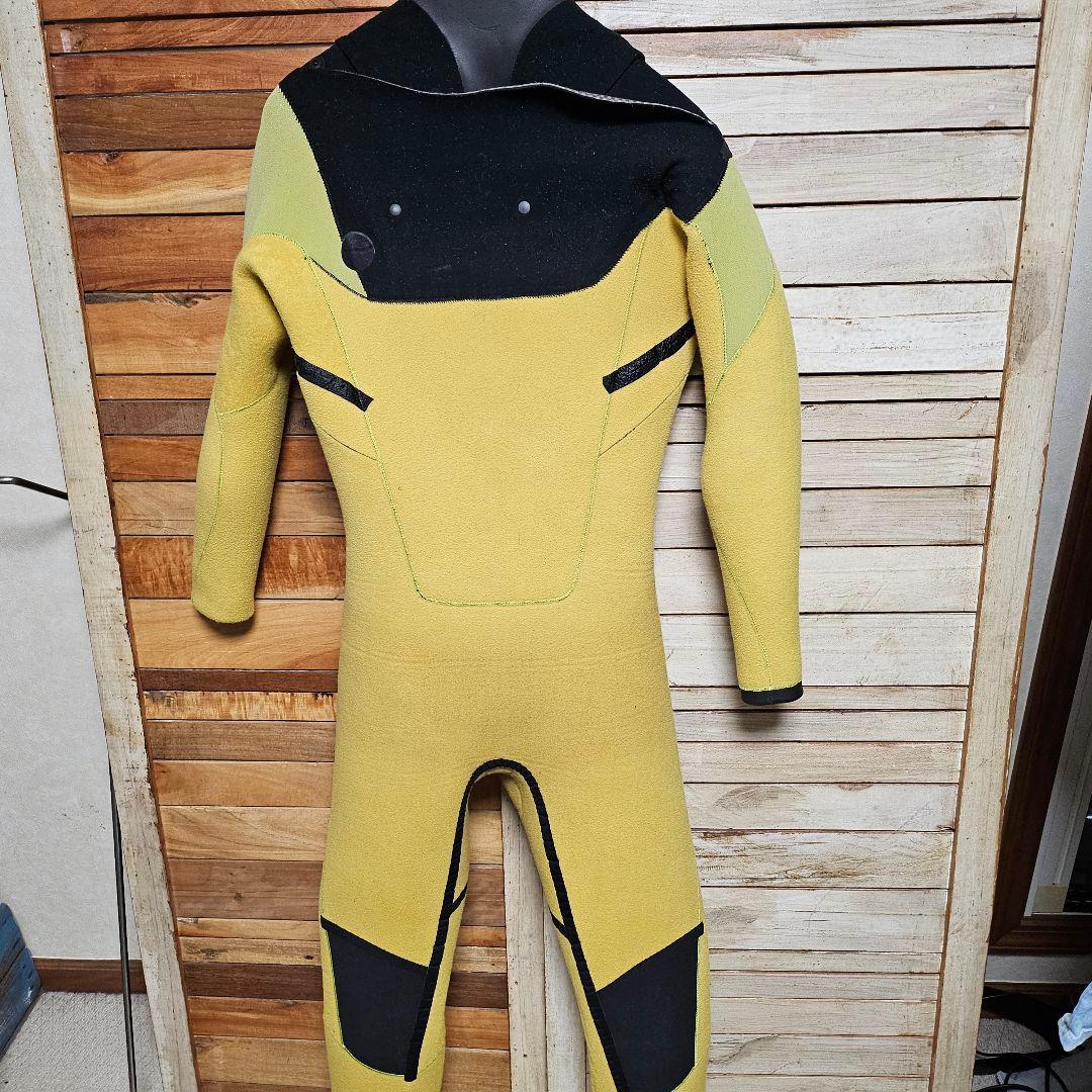 BEWET フルスーツ ウェットスーツ 黒 ノンジップ 裏地起毛 XL程？