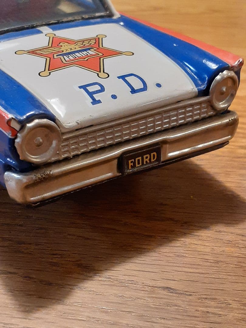 イチコー『FORD パトカー』ブリキのおもちゃ　箱付き　日本製 !!