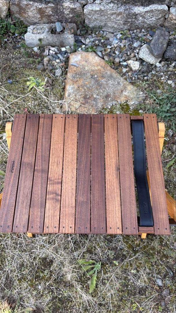 Hiku 01stand 01スタンド　omadesign