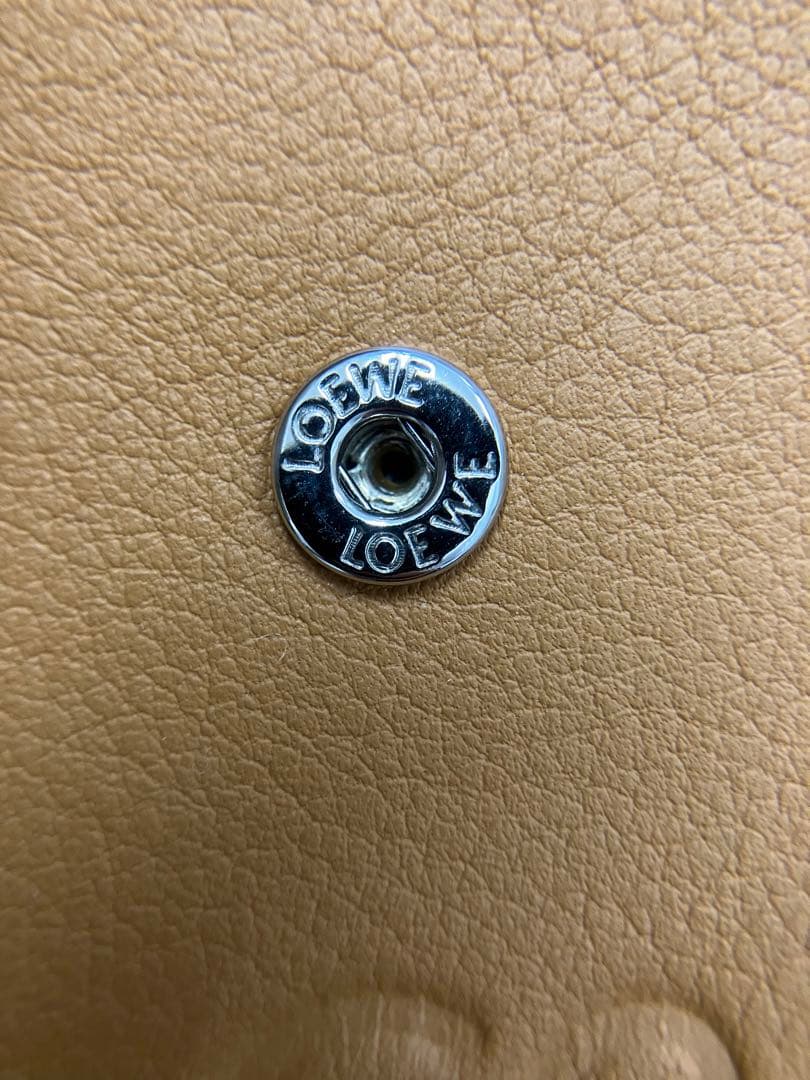 超美品　LOEWE　ネックポケット ベージュ （ロエベ）【タイムSL】