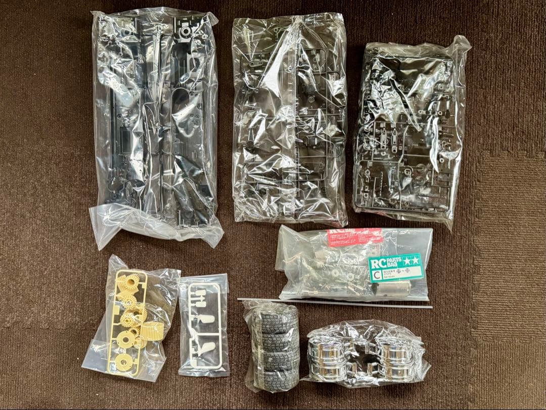 未組立品 タミヤ TL-01シャーシ トヨタ アリスト LEXUS GS400