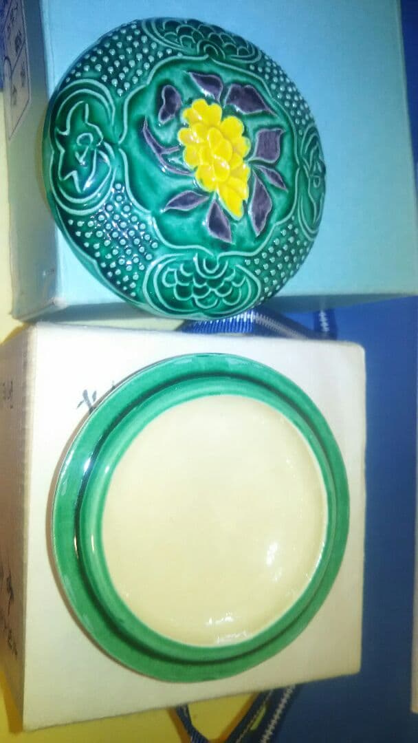 香合、コ_チ大牡丹、中村翠嵐作。