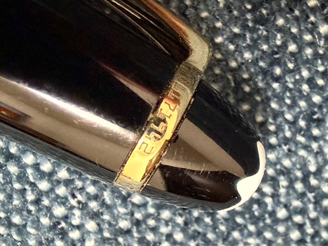 モンブラン万年筆　マイスターシュテュッククラシック