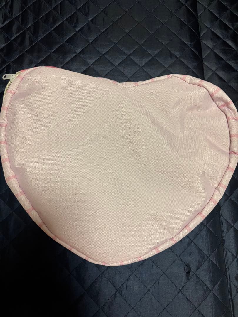 新品　アベイル　ちいかわ　ハチワレ　うさぎ　ハート型収納ボックス　3点セット販売