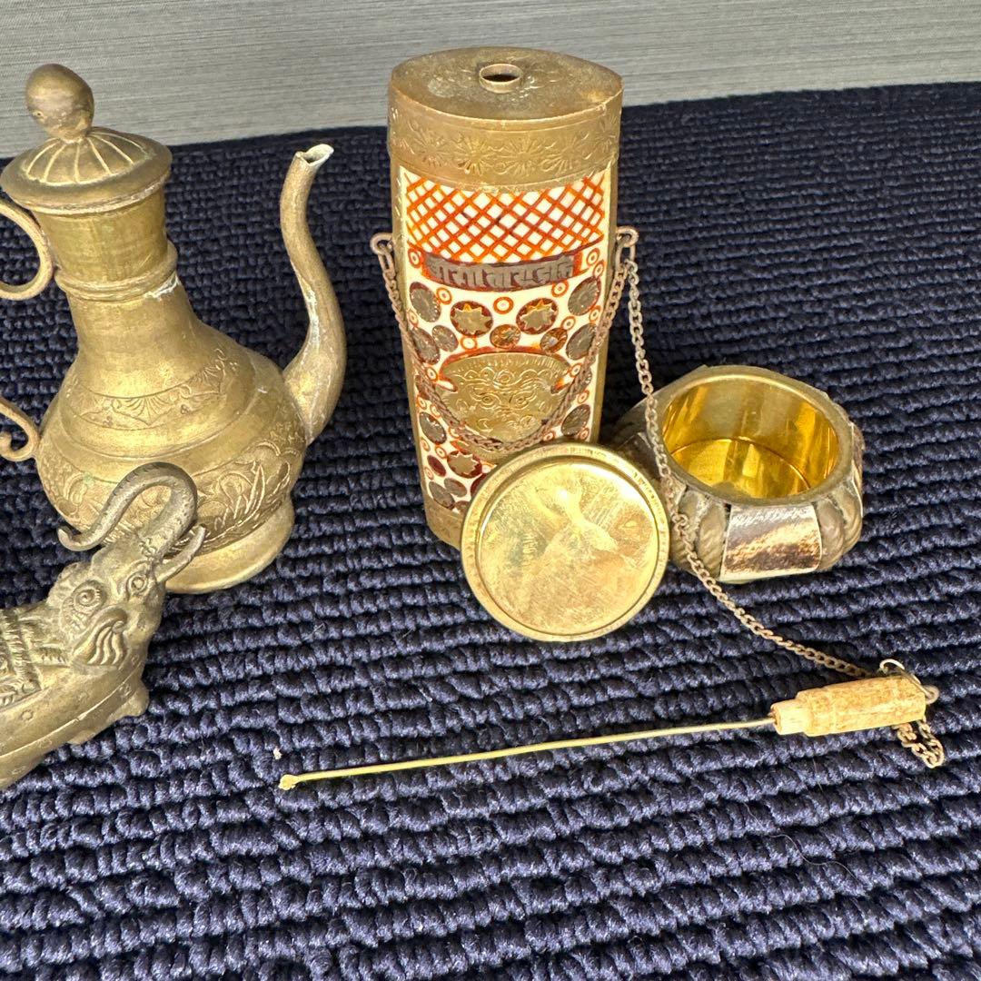 ネパール　置物　小物入れ