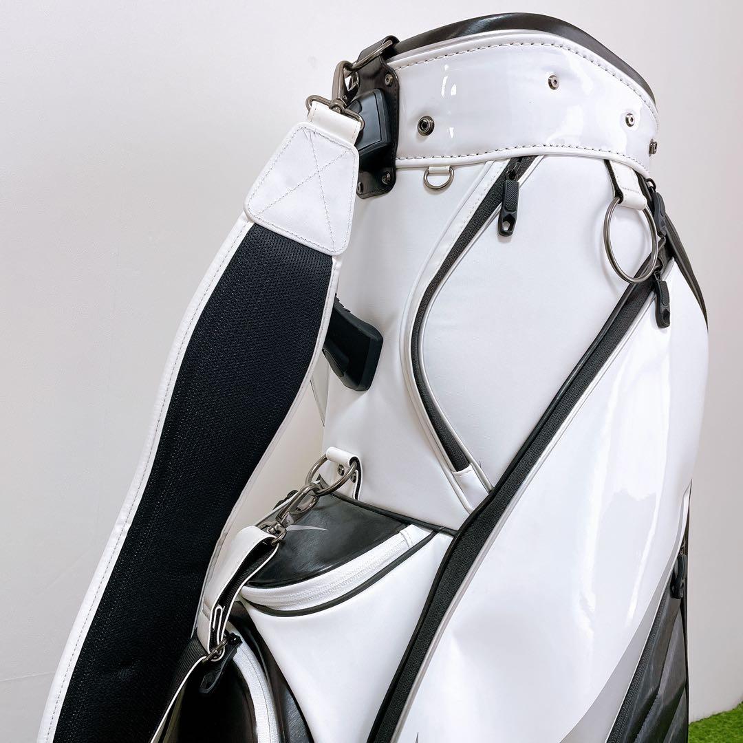 美品　NIKE キャディバック　ホワイト　エナメル　GF3006 9型　黒