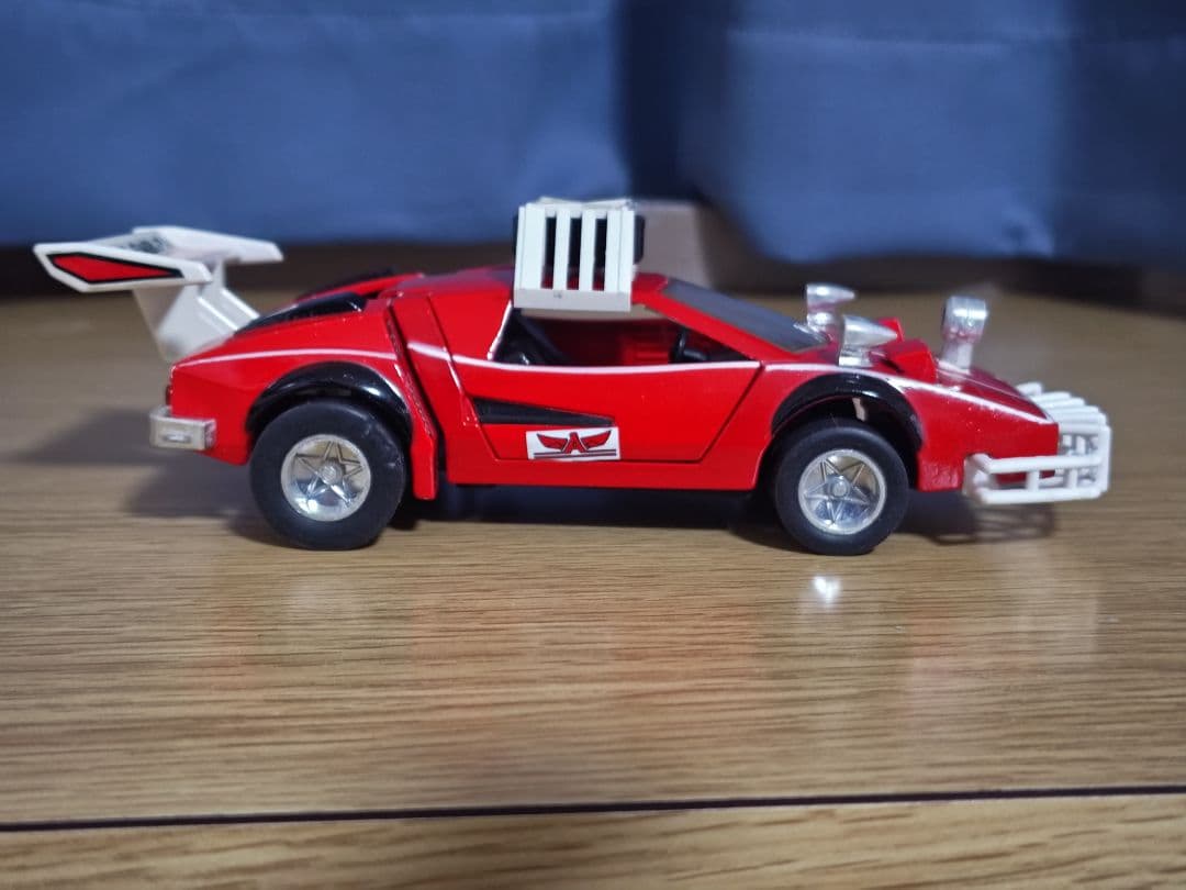 ポピニカ グランプリの鷹 アローエンブレム DX カトリースーパーロマン