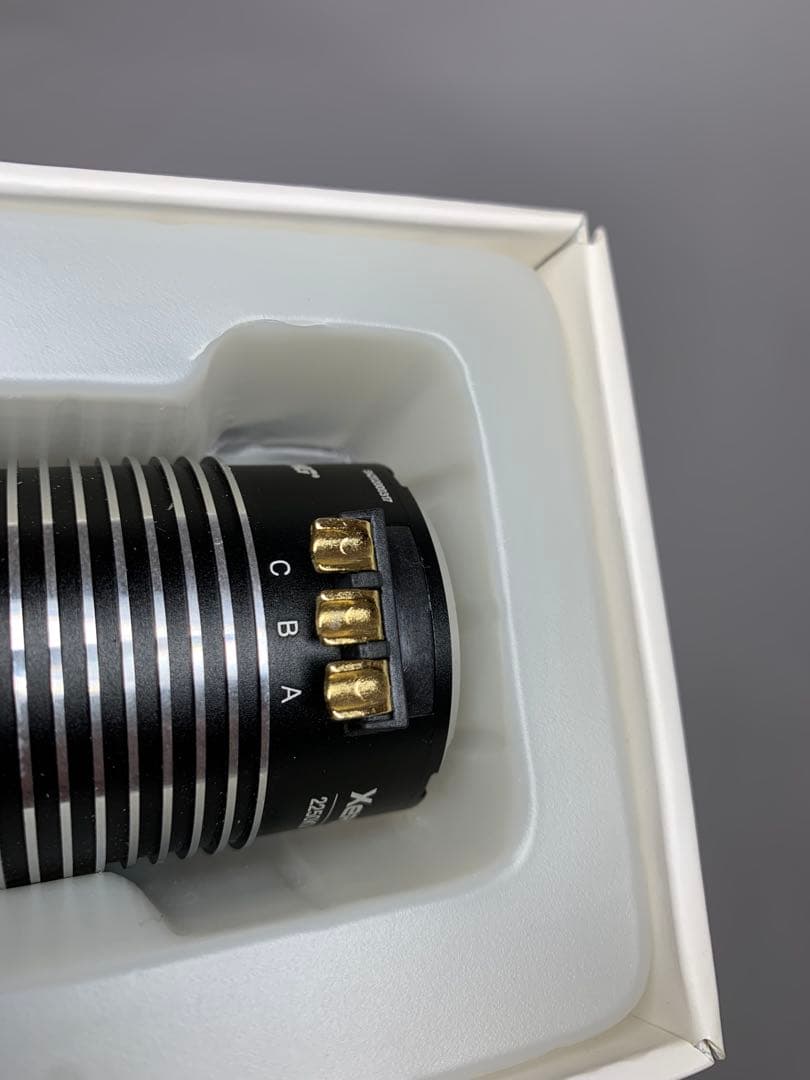 ホビーラジコン hobbywing XERUN XR8 PLUS 4274 SENSORED