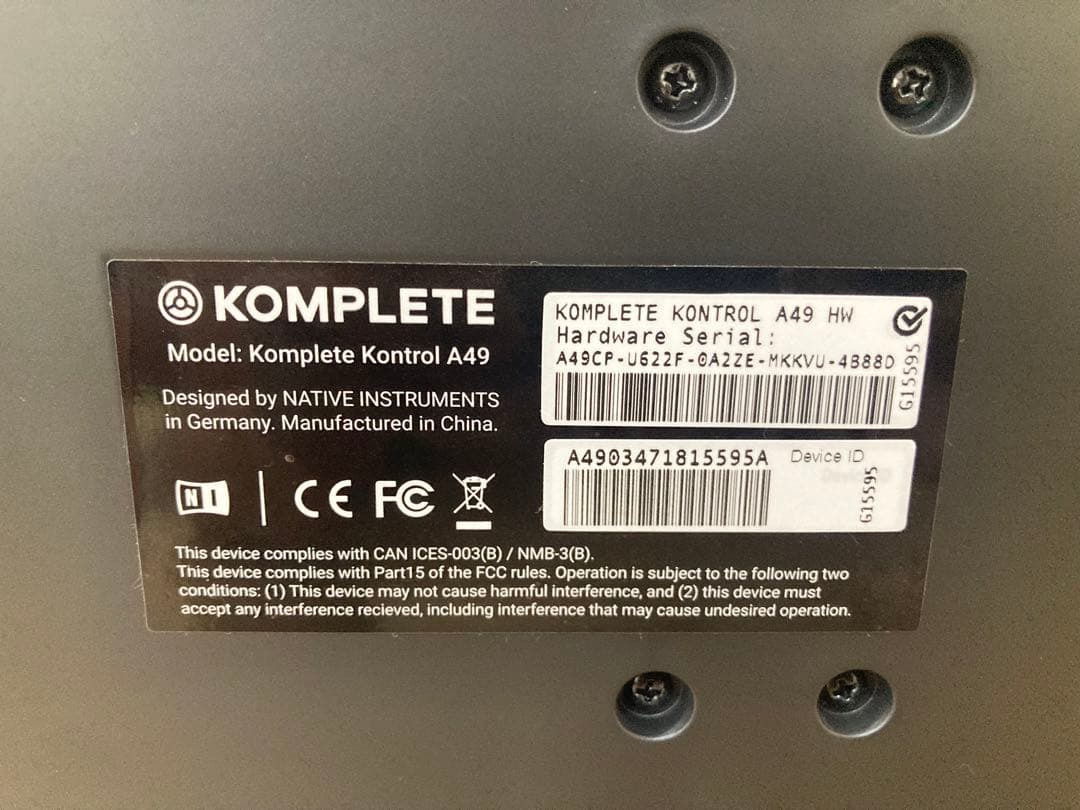 ☆超大人気商品！！ KOMPLETE KONTROL A49 MIDIキーボード