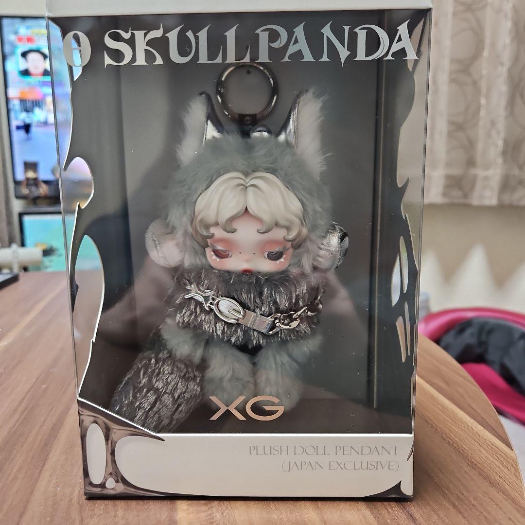 POP MART SKULLPANDA XG 日本限定 ぬいぐるみペンダント