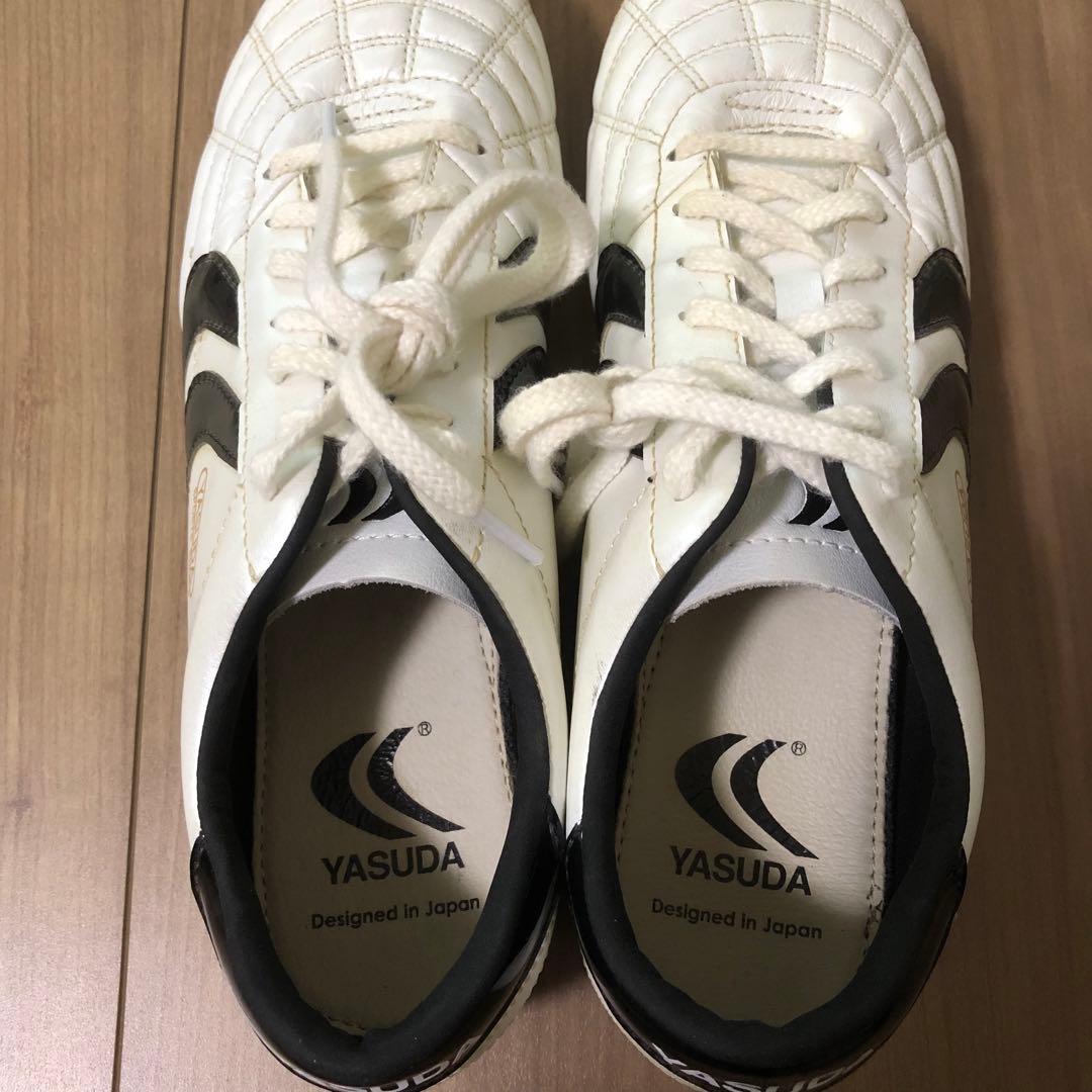 ヤスダ　サッカースパイク 27.0cm