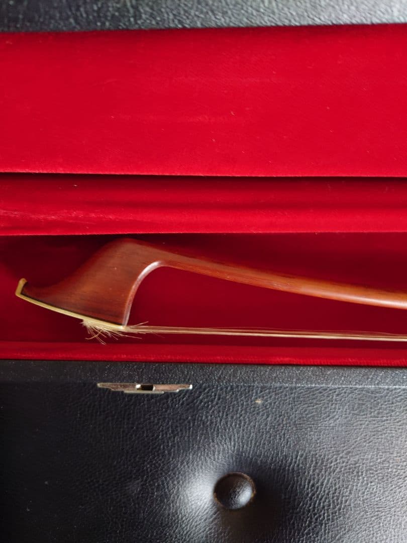 ジャーマンスタイル　ビンテージ　コントラバス弓　２本入弓ケース付
