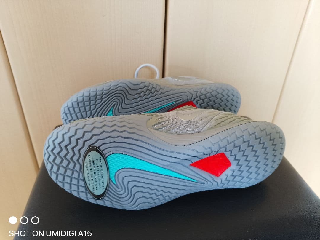 ケ*イ様 NIKE RAFA テニスシューズ グレー/ミント　ナダルモデル