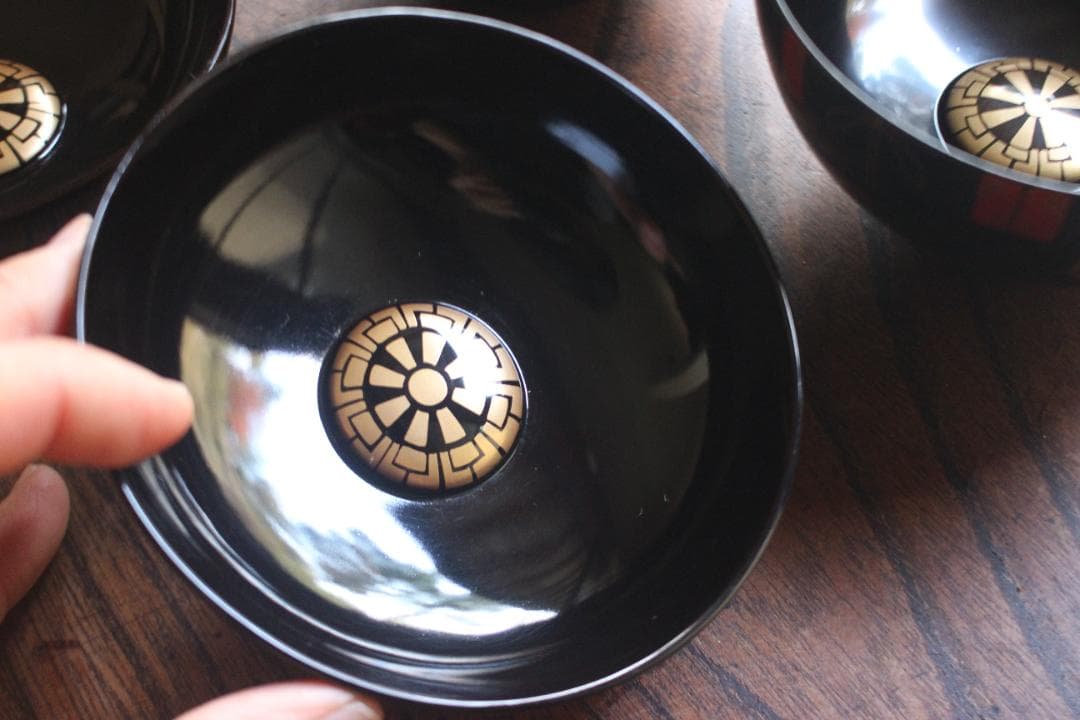 時代逸品！上質黒漆に極上水葵御所車蒔絵の映えるお椀2点（検輪島塗京塗蒔絵椀