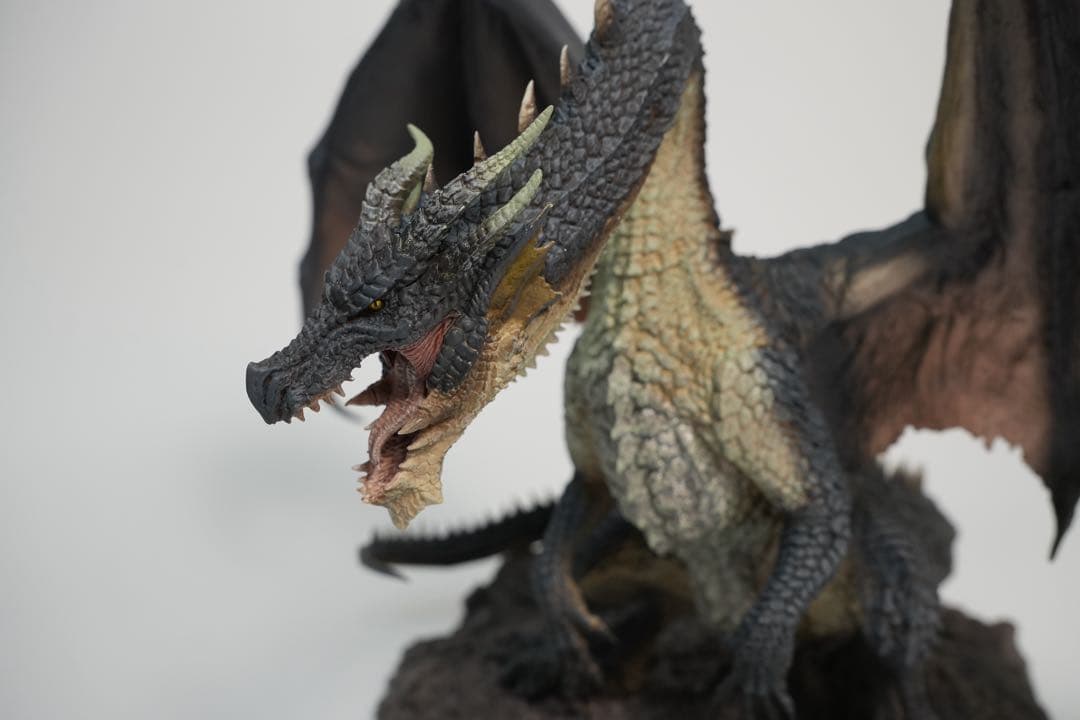 CFBクリエイターズモデル 黒龍ミラボレアス　モンスターハンター