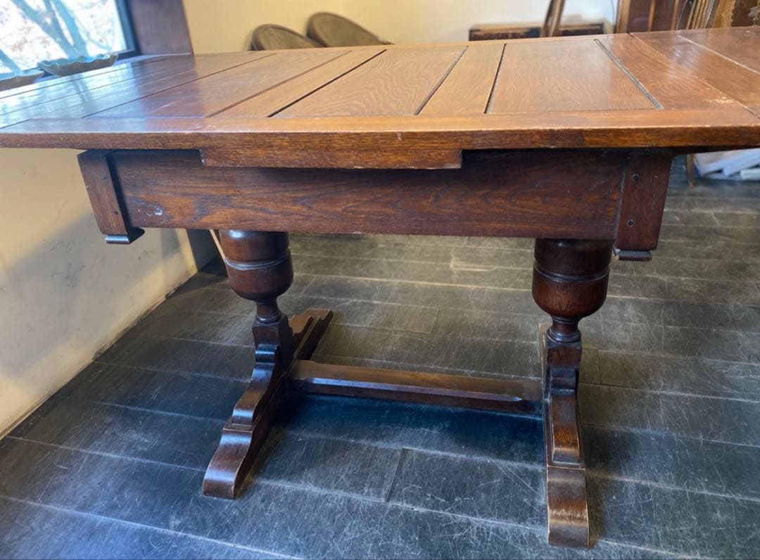 ドローリーフテーブル　伸縮式テーブル　2月20日から3月10日までに配送予定。