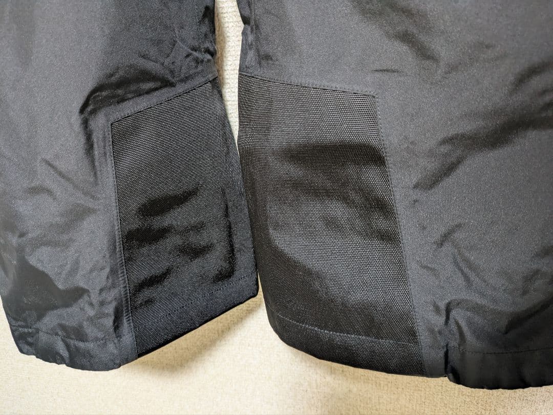 ほぼ未使用　GORE-TEX　中綿入りアルパインパンツ　メンズXL　黒　モンベル