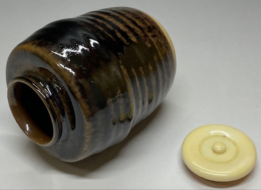 膳所焼　淡海ぜぜ　陽炎園　肩衝茶入 茶道具　仕覆　共箱(四方桟盛蓋) 　V11