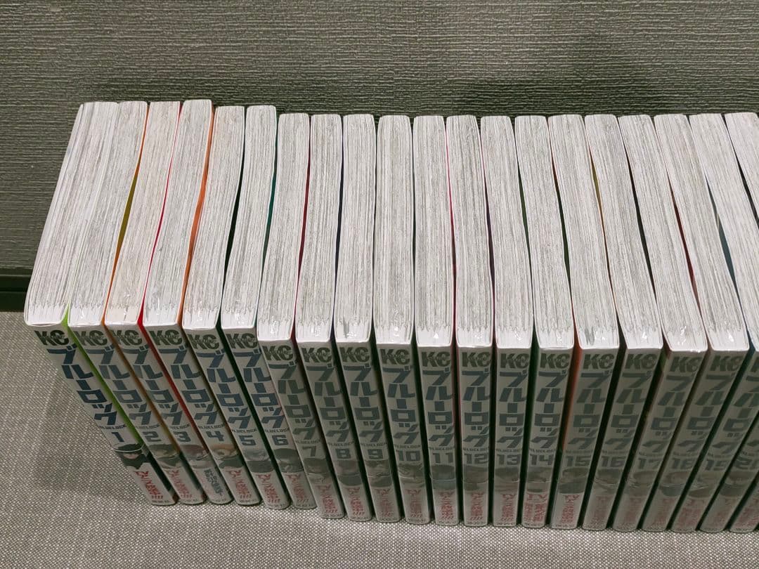 ブルーロック 全巻 1巻〜35巻 episode凪 1巻〜8巻 ガイドブック4冊
