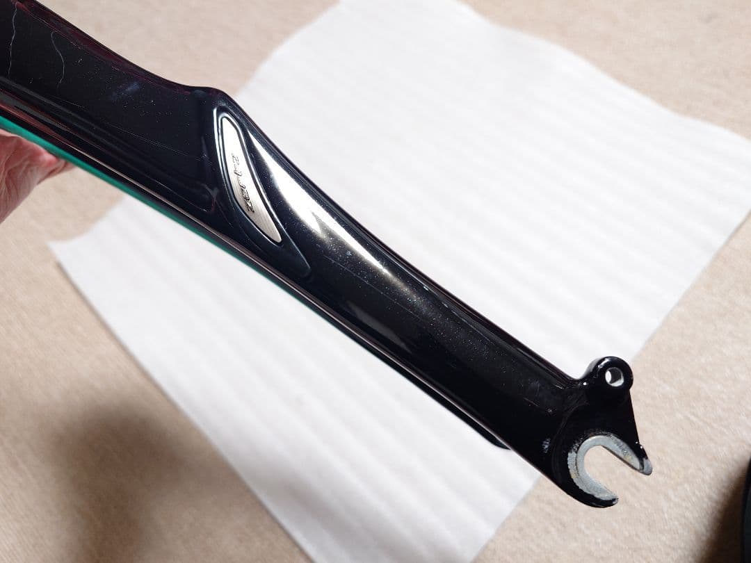 SPECIALIZED『DOLCE』カーボンフロントフォーク/700C