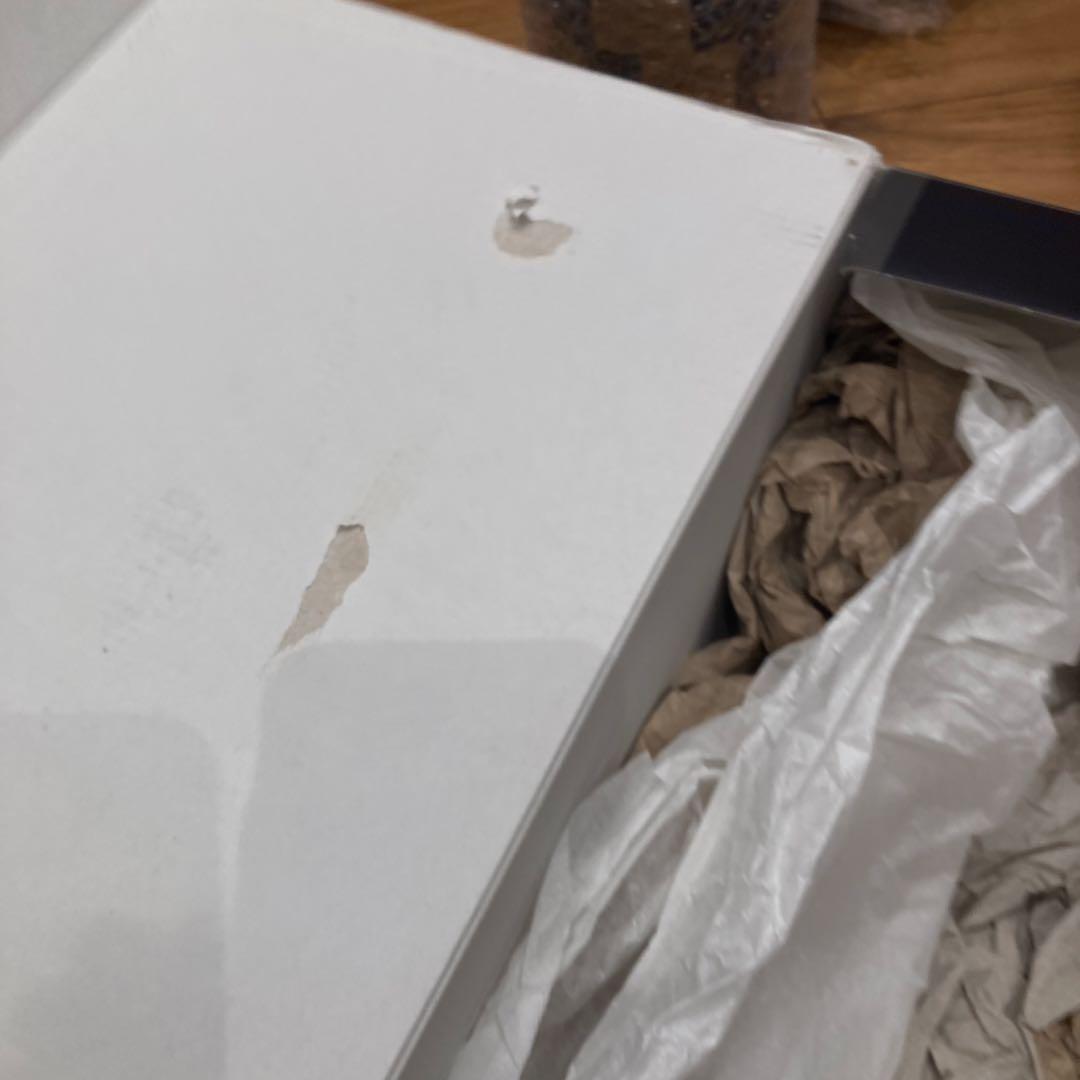 シュタイフ　テディベア　限定　QUEEN タグ付き　箱に破れあり　本体きれい