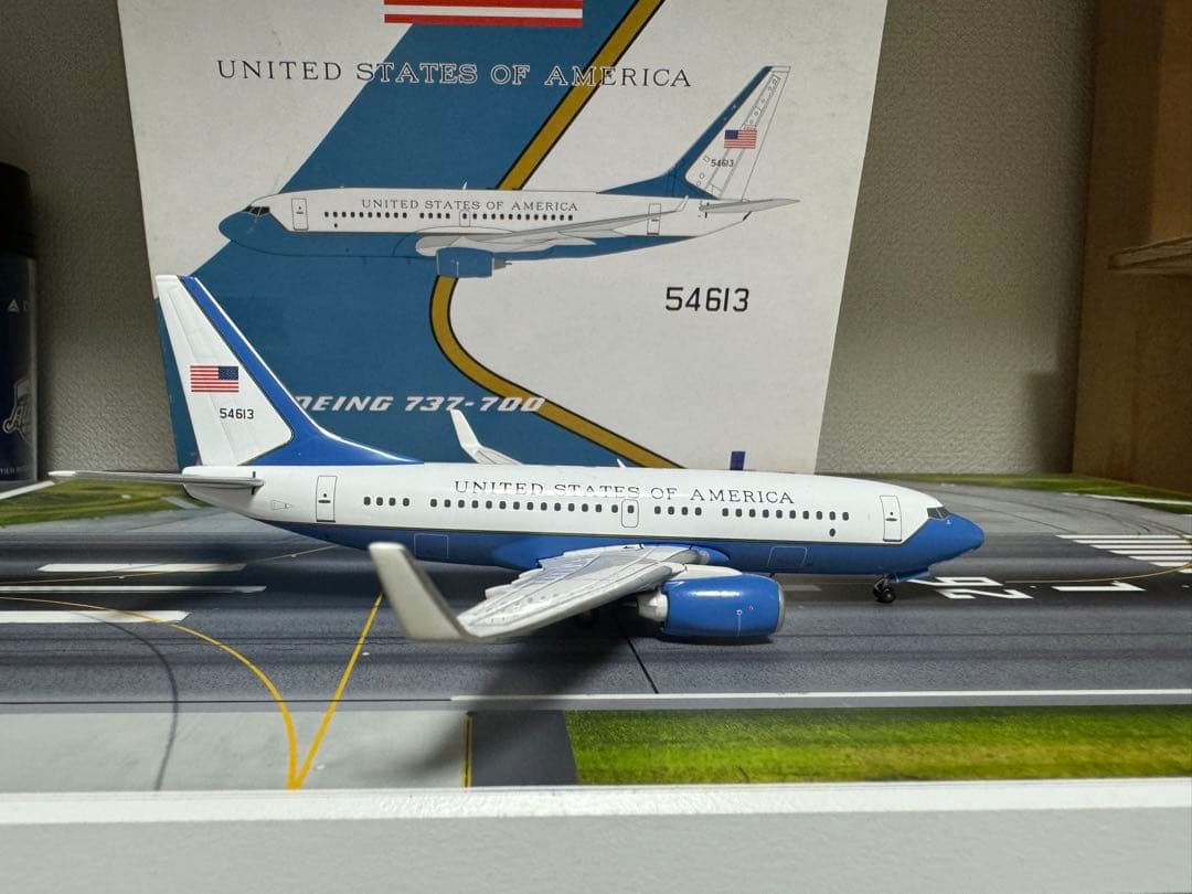 ぽ*ん様 737-700 1/200 c-40b インフライト　エアフォース