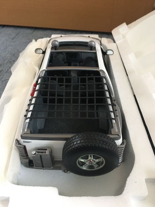 ミニカー Autoart 1/18 Ford EXPEDITION himalaya