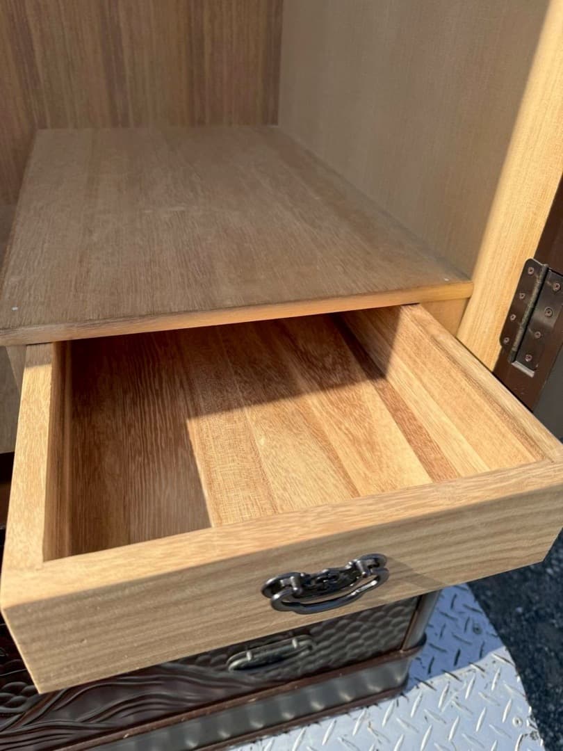 ○[最高級美品] 佐藤恵仙 鎌倉彫 円心彫 桐箪笥 漆塗り 衣装 着物 和箪笥