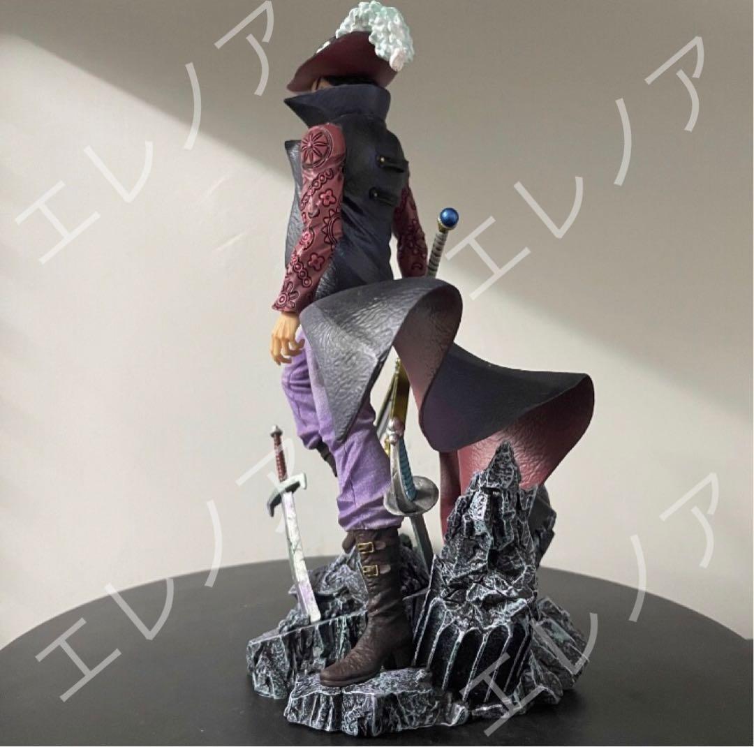 ワンピース　ジュラキュール・ミホーク　高さ28cm 海外フィギュア