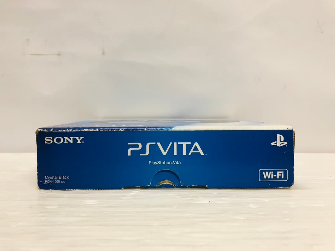 ★未使用★極美品PS Vita Wi-Fiモデル クリスタル・ブラック1000