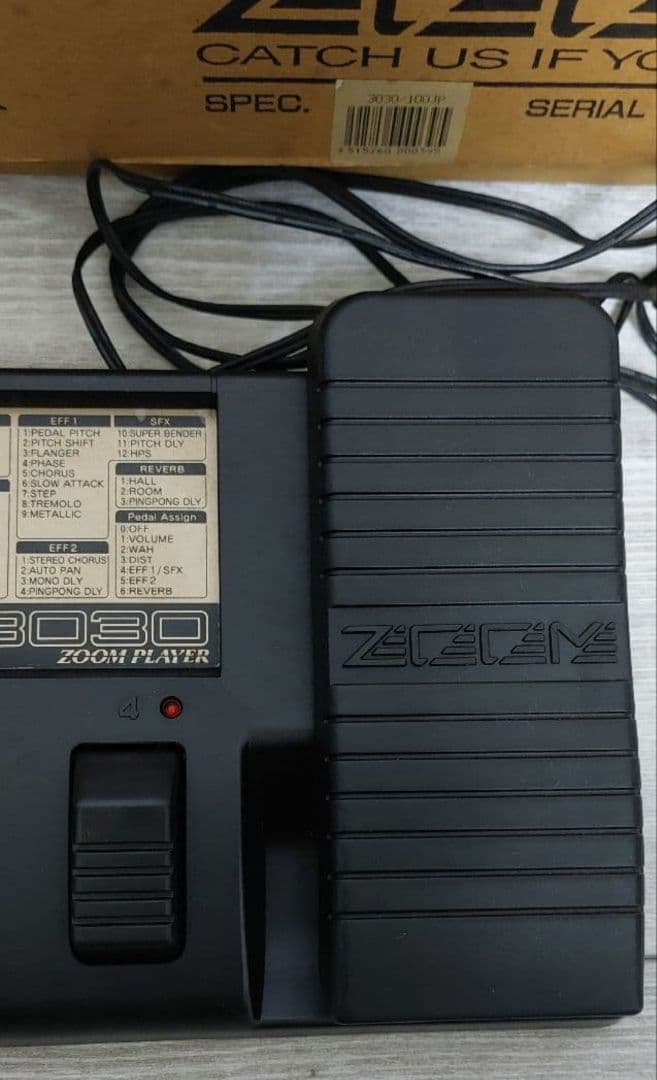 ZOOM PLAYER 3030 ギターエフェクター　ヴィンテージ