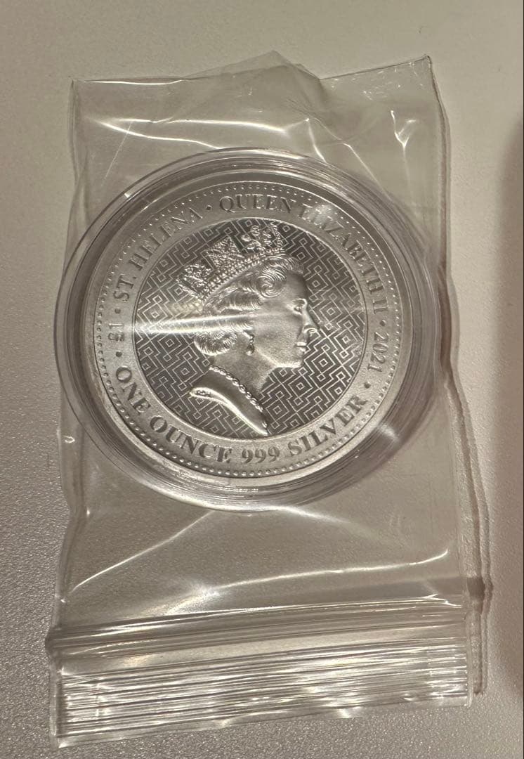 純銀　銀貨セントヘレナ1オンス女王の美徳 プラスエアタイト長方形1オンスカプセル
