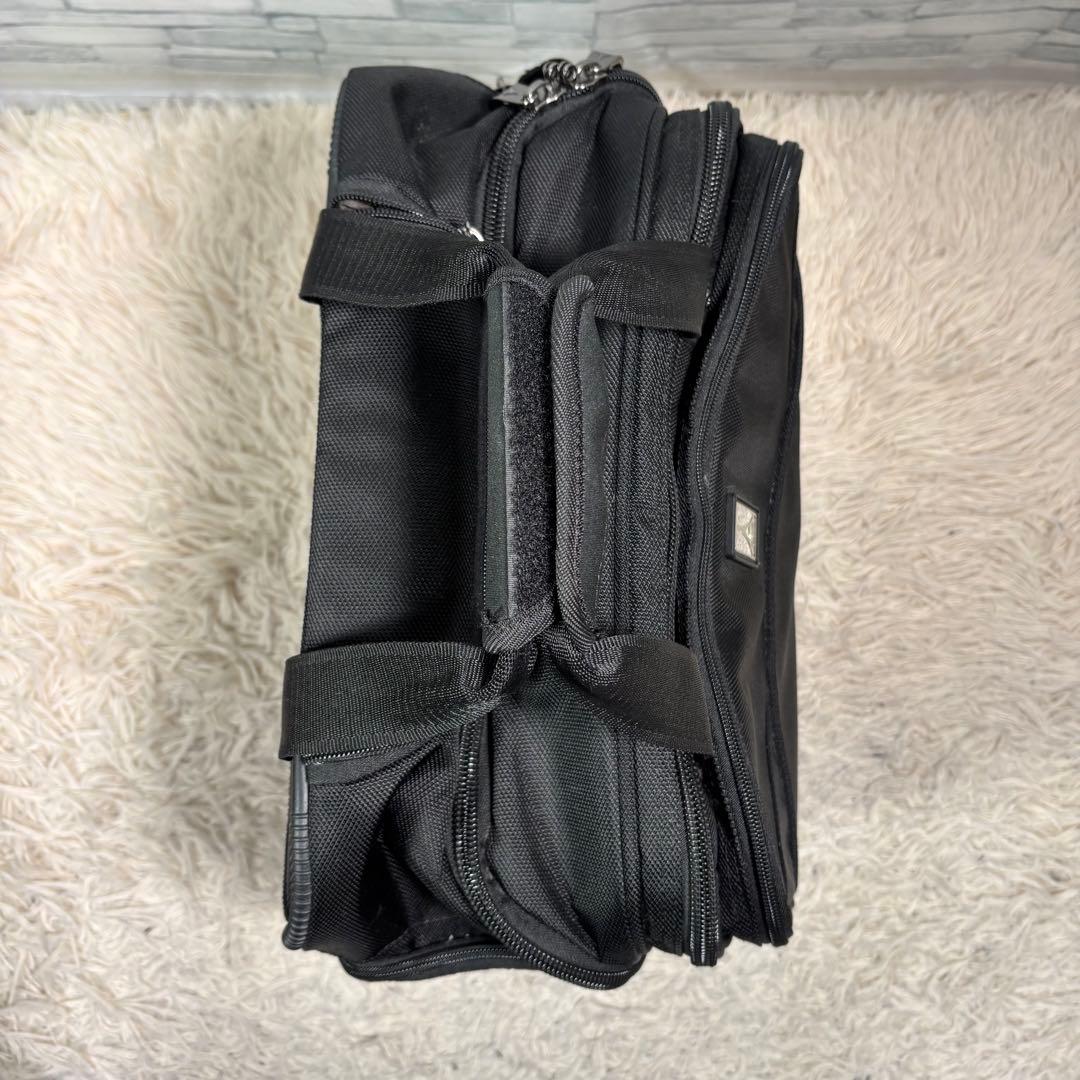 極美品　Travelpro トラベルプロ　FlightCrew 5 小型キャリー