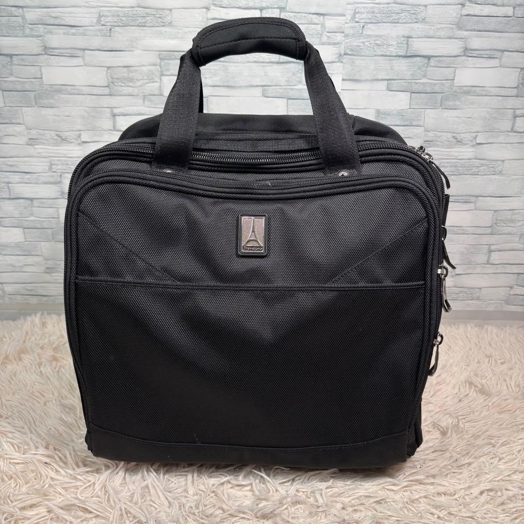 極美品　Travelpro トラベルプロ　FlightCrew 5 小型キャリー