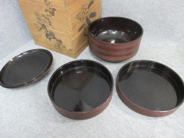 木製ケヤキ三段食籠桐箱付き [B25800]