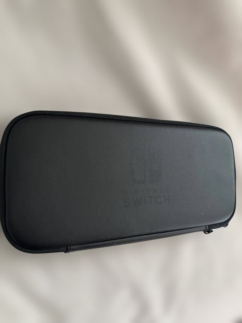 Nintendo Switch 本体 + Joy-Con（ピンク・イエロー)