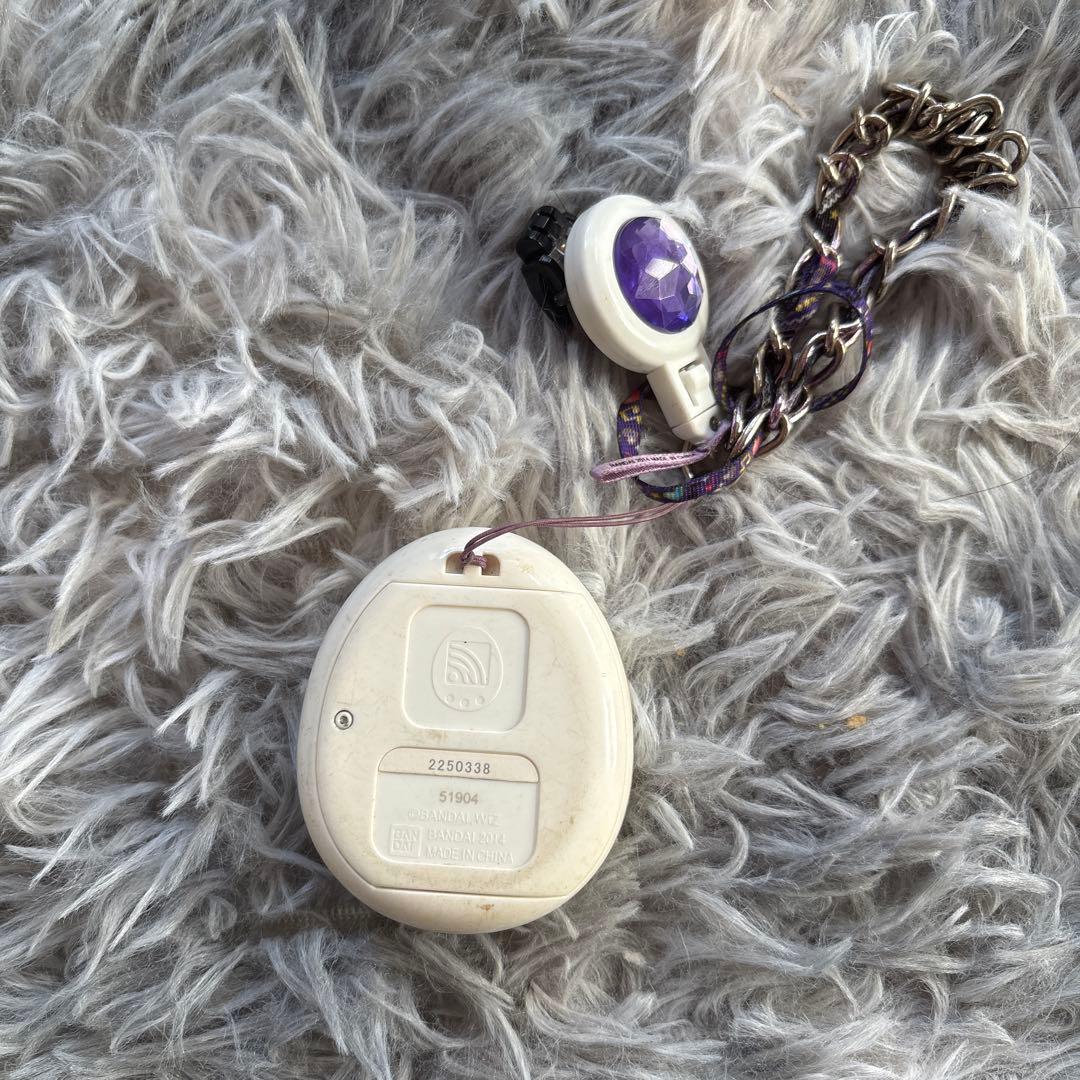 たまごっち4U 本体 キーホルダー付き ホワイト・白 動作確認済み