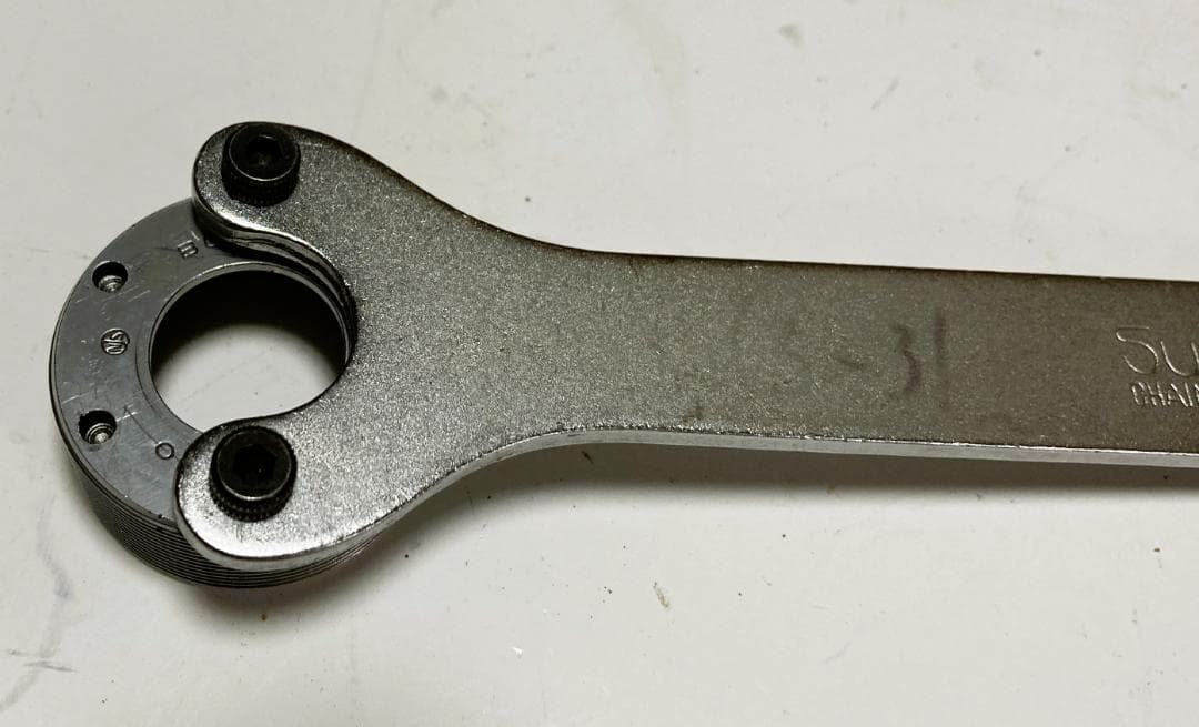 スギノ　SUGINO　ボトムブラケットハンガー小物工具　2点セット