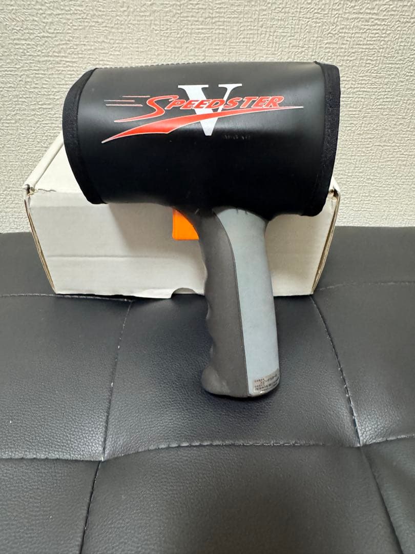 Bushnell スピードガン KPH測定