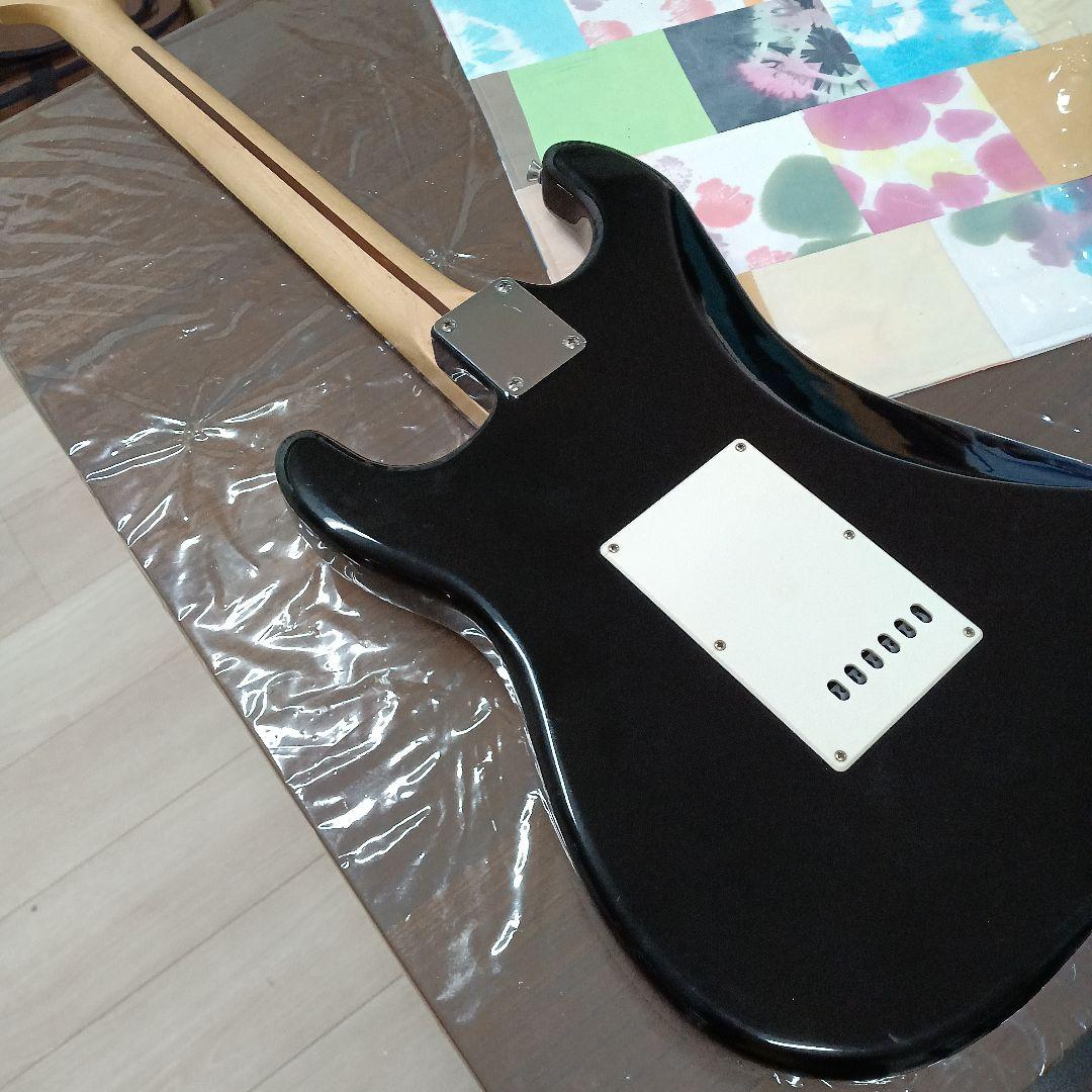 Squier Strat エレキギター ブラック