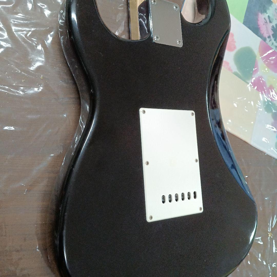 Squier Strat エレキギター ブラック