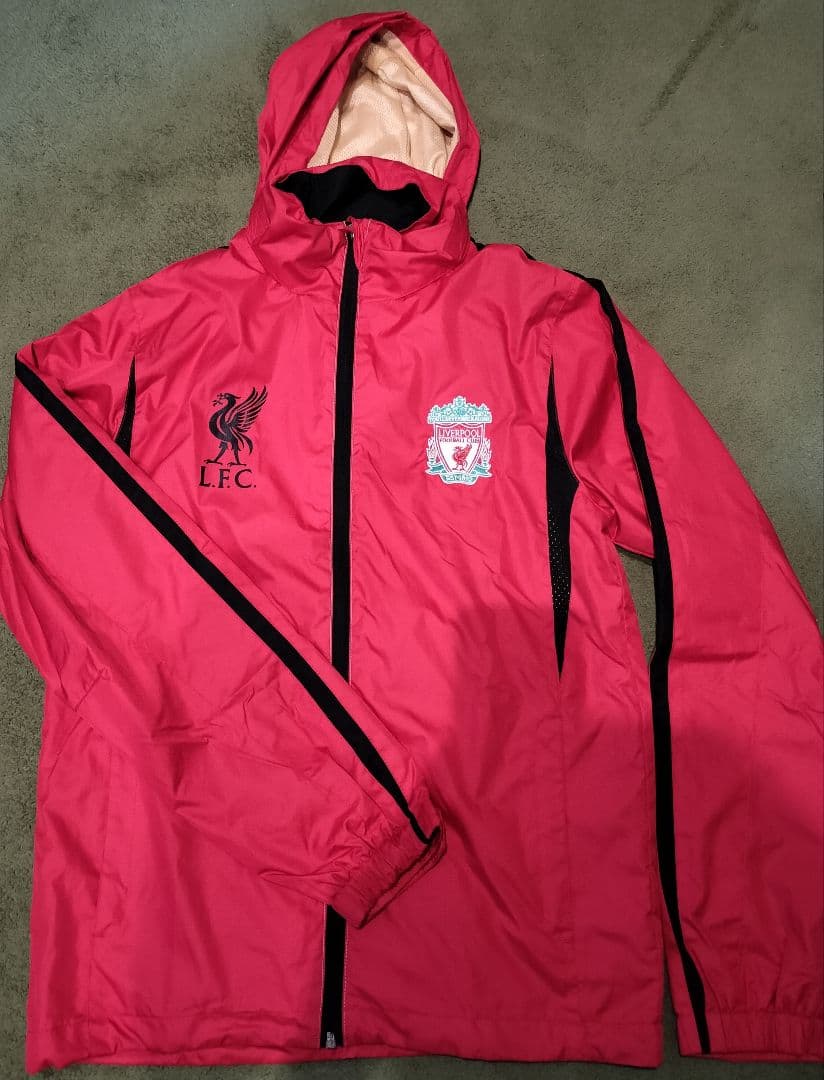 リバプールFC ウィンドブレーカー　サッカー　フットボール　ウェア　希少