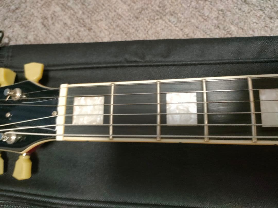 TAJIMA ギター　定価93000円　ほとんど弾いていません。レスポール