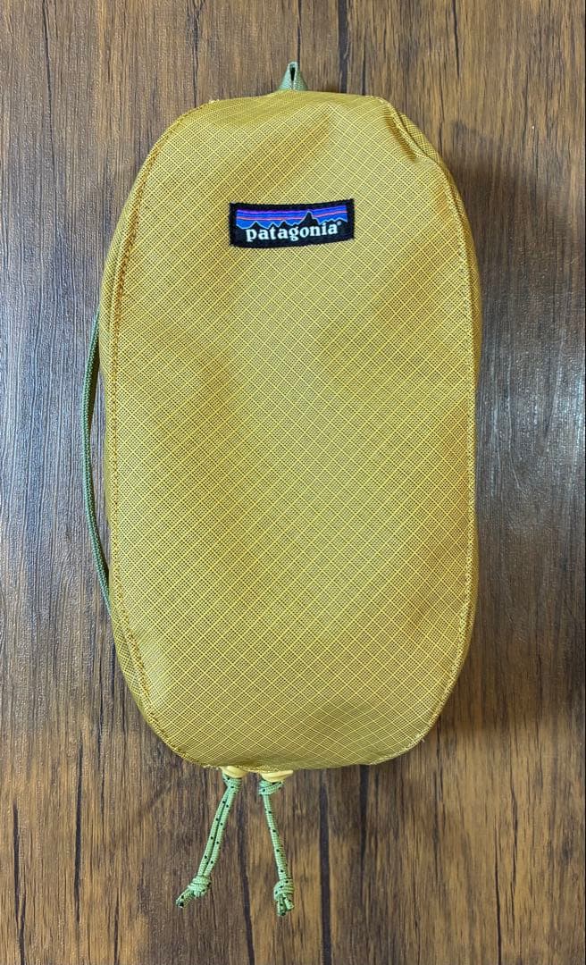 希少極美品☆パタゴニア ブラックホールキューブ 3L 2024モデル ポーチ