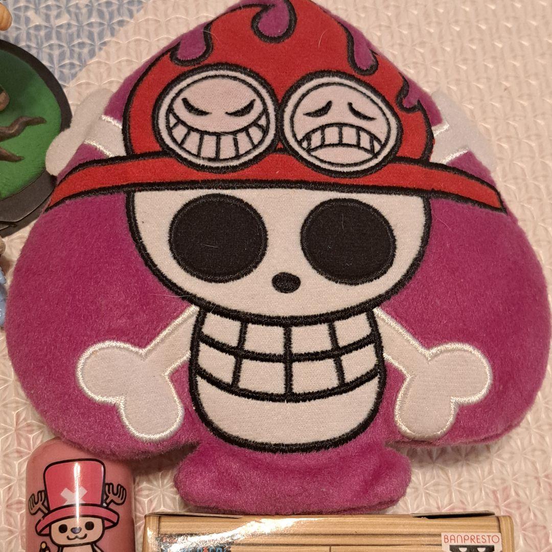 福袋★ワンピースグッズまとめ売り キーホルダー　フィギュア　セット　大量