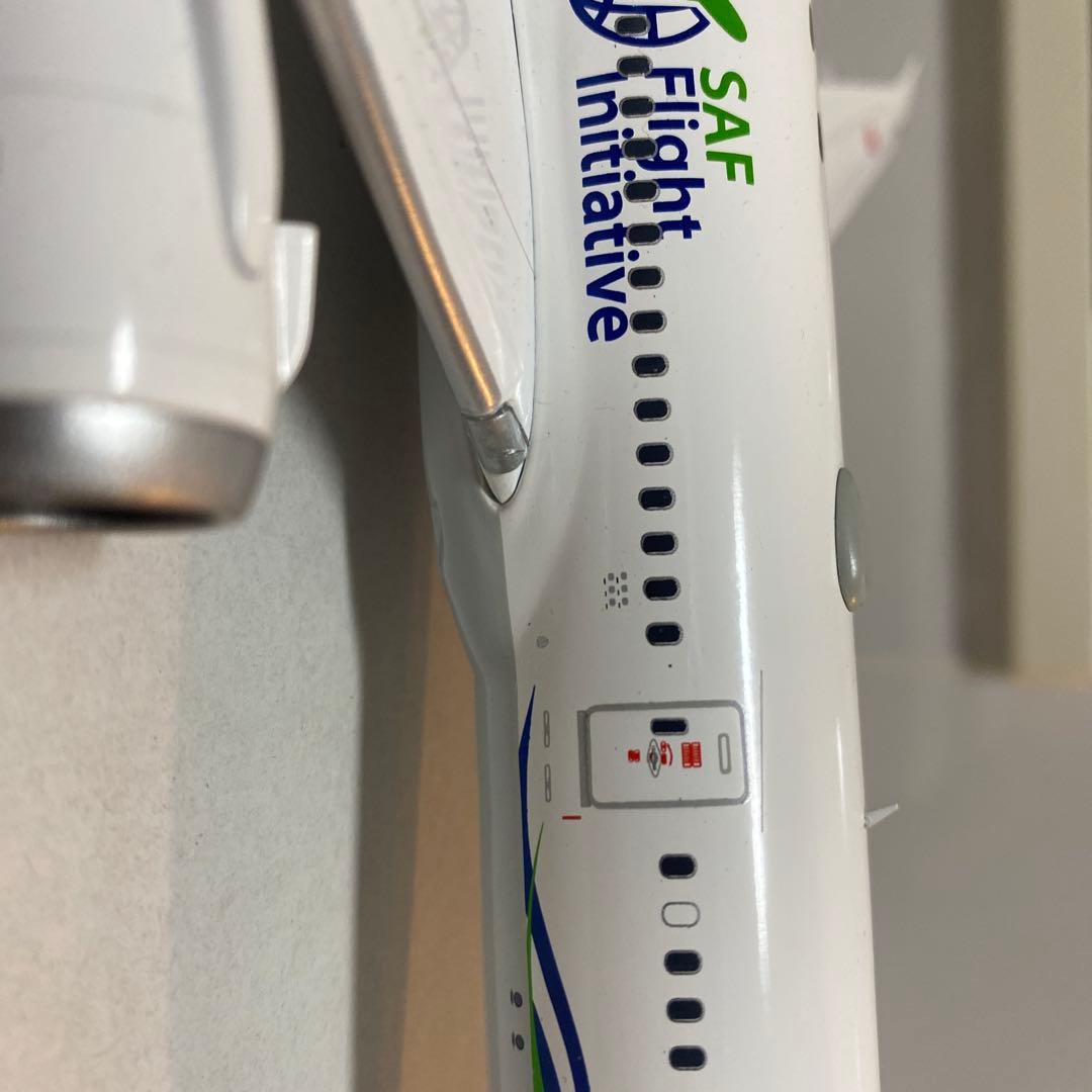 ANA Boeing 787-9 1:200 スケールモデル