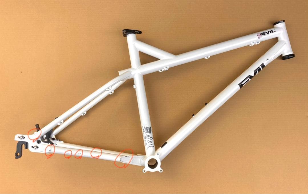 EVIL SOVEREIGN / Lサイズ / イービル ソブリン 26インチ